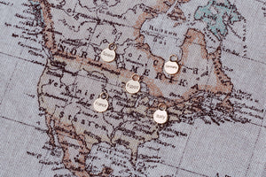 GOLD 5 x Engraved Travel Charm - Traveller Charms